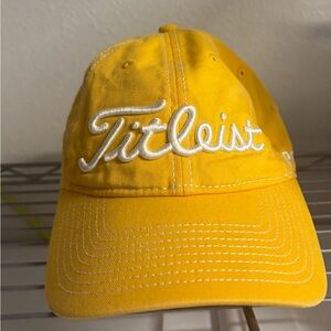 Titleist  Yellow Baseball FJ Adjustable Pro V 1 Hat Adjustable Cap Golf Outdoors